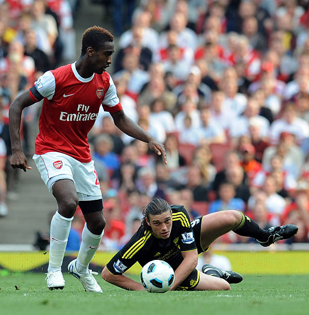 展现出了青 展现出了青